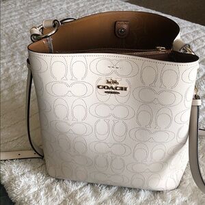 Coach Off-White Signature Bucket Bag